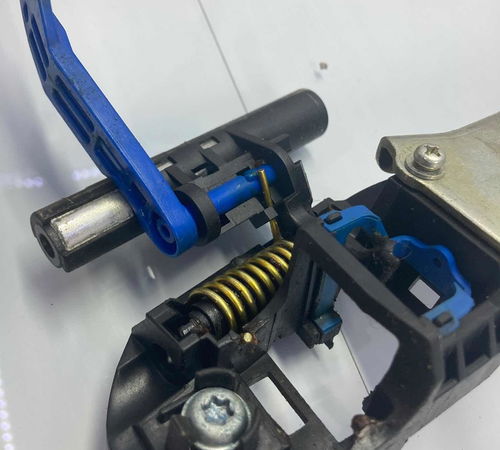 Suporte Fechadura Externa T.e Toyota Corolla 2015/2018