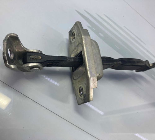 Limitador Porta Traseira Esquerda Toyota Corolla 2015/2018