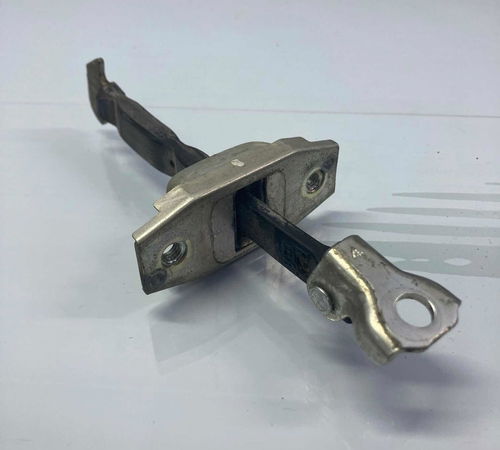 Limitador Porta Traseira Esquerda Toyota...