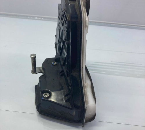 Fechadura Traseira Esquerda Toyota Corolla 2015/2018