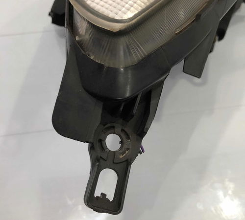Farol Esquerdo Nissan Livina 2012 Recuperado