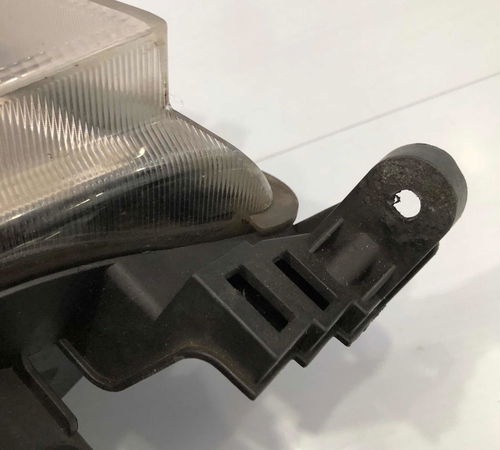 Farol Esquerdo Nissan Livina 2012 Recuperado