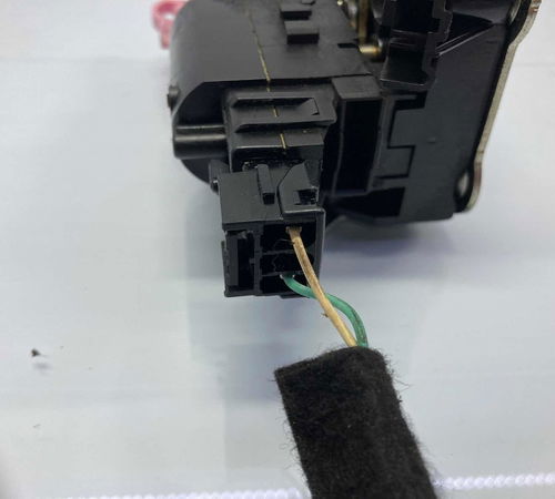 Fechadura Porta Traseira Direita Renault Duster 2013/2020