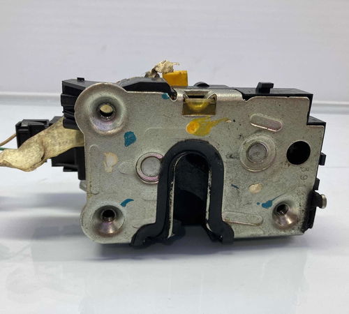 Fechadura Porta Traseira Direita Renault Duster 2013/2020