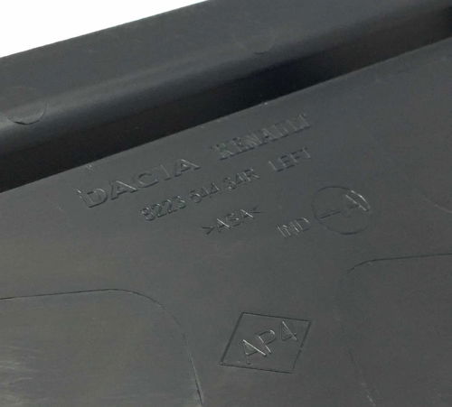 Acabamento Externo Traseiro Esquerdo Renault Duster 13/20