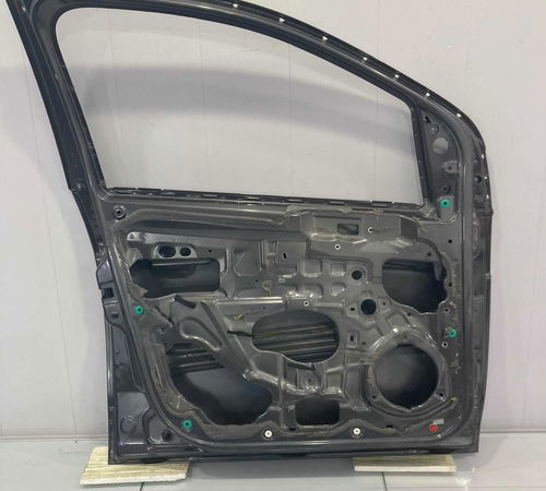 Porta Dianteira Esquerda Fiat Granda Siena 2012/2021 C/detal