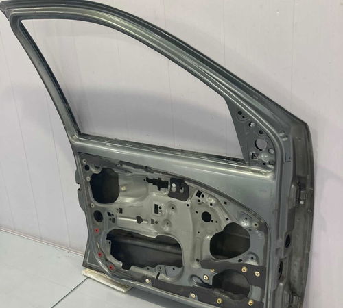 Porta Dianteira Esquerda Fiat Palio Essence 09/13