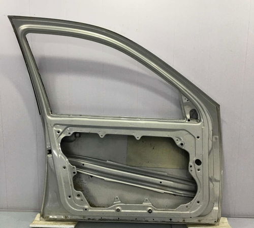 Porta Dianteira Esquerda Volkswagen Golf 1999/2007 C/detalhe