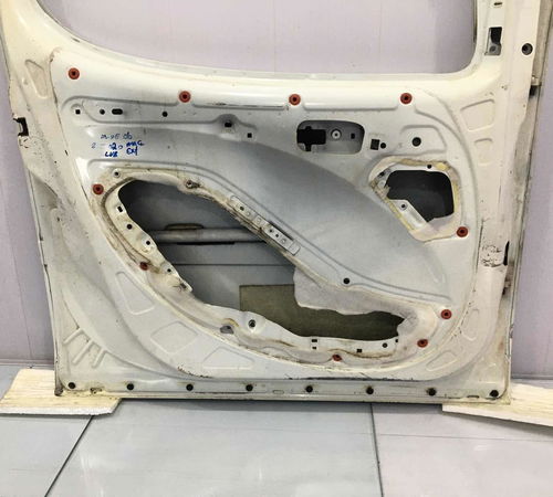 Porta Dianteira Esquerda Fiat Doblò 2010/2013 C/detalhe