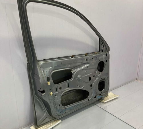 Porta Dianteira Esquerda Chevrolet Corsa Classic 00/10 C/det