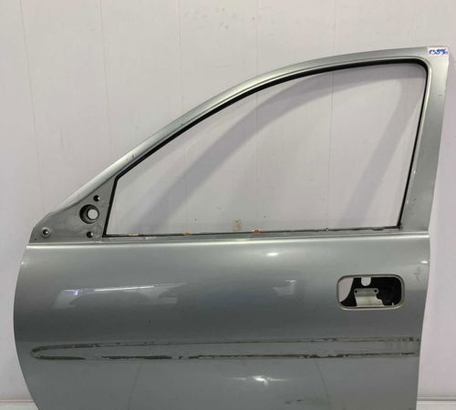 Porta Dianteira Esquerda Chevrolet Corsa...