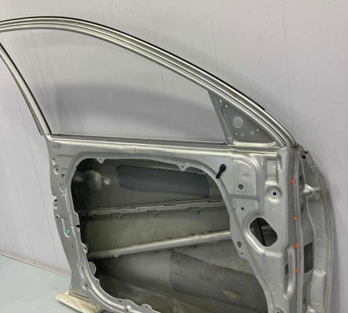 Porta Dianteira Esquerda Hyundai I30 2009/2012 Com Detalhe