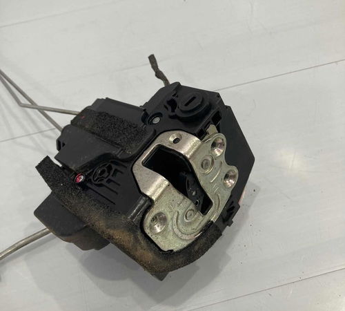 Fechadura Traseira Esquerda Hb20 Hatch 13/18