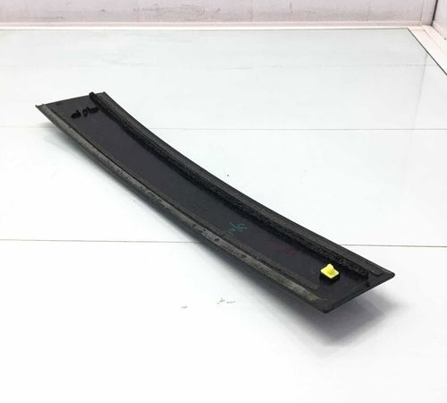 Moldura Quadro Janela Traseiro Esquerdo Toyota Corolla 19/21