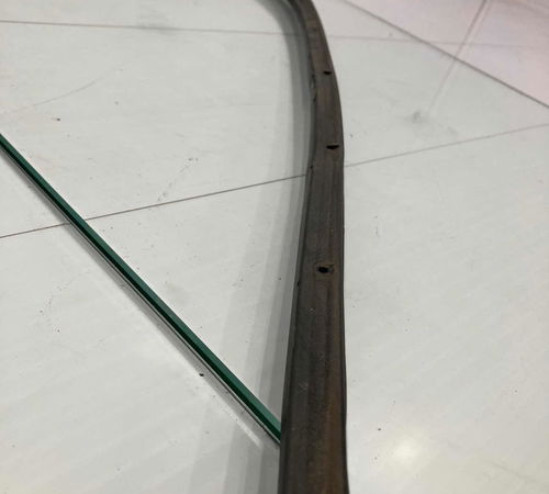 Borracha Vedação Traseira Esquerda Hyundai Hb20 Hatch 13/18