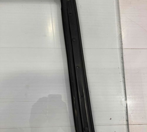 Borracha Vedação Traseira Esquerda Hyundai Hb20 Hatch 13/18