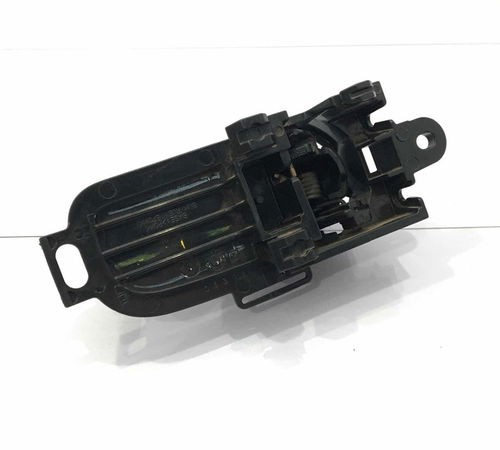 Maçaneta Interna Dianteira Esquerda  Nissan Tiida 2009/2015