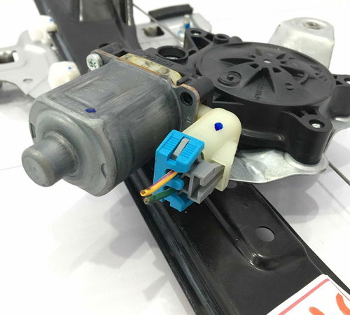 Máquina Vidro Dianteira Esquerda Chevrolet Spin 2013/2021