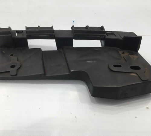 Guia Farol Direito Nissan Tiida 2008/2014