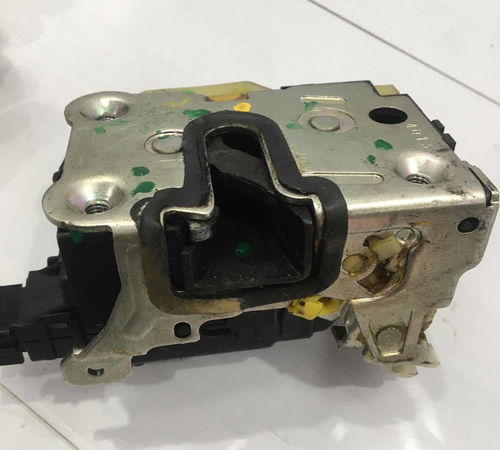 Fechadura Dianteira Esquerda Renault Duster 2010/2015