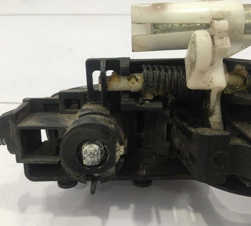 Maçaneta Externa Dianteira Esquerda Ford Fusion 06/09 C/deta