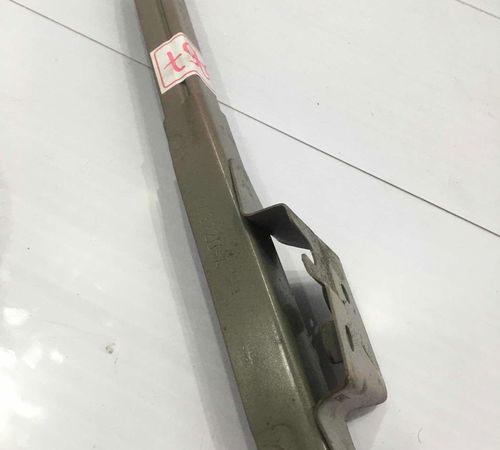 Guia Canaleta Vidro Dianteira Esquerda Renault Duster 10/15