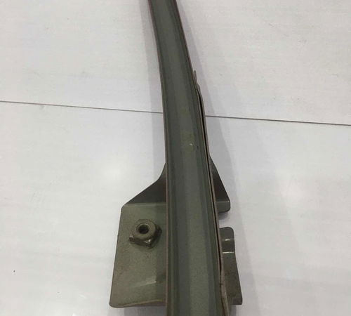 Guia Canaleta Vidro Dianteira Esquerda Renault Duster 10/15