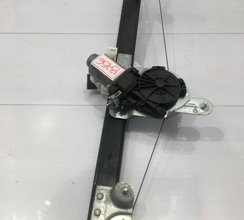 Máquina De Vidro Dianteiro Esquerdo Renault Duster 2010/2015
