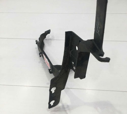 Suporte Fechadura Dianteira Esquerda Ford Fusion 2006/2009