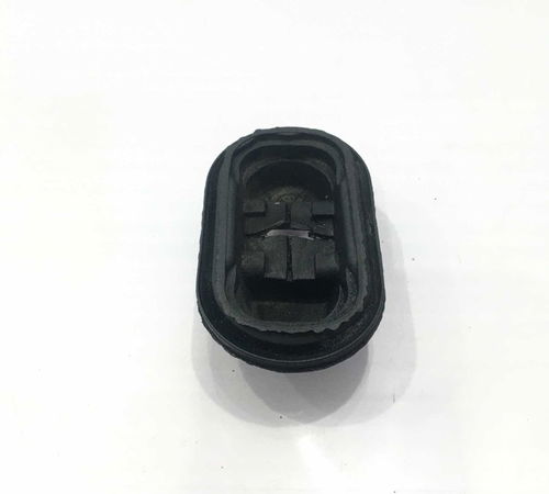 Acabamento Limitador Dianteiro Esquerdo Renault Kangoo 2011
