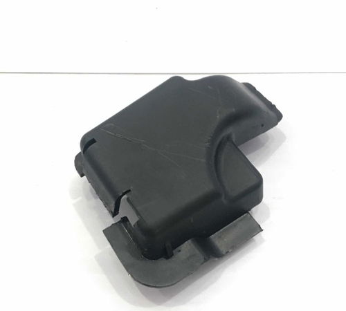 Acabamento Dianteiro Esquerdo Renault Kangoo 2011 C/detalhe