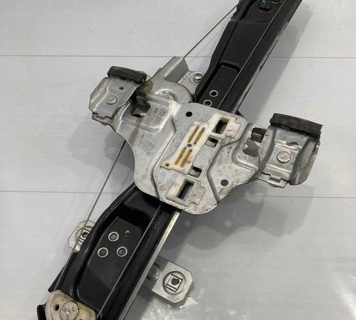 Máquina De Vidro Dianteiro Esquerdo Chevrolet Cobalt 12/20