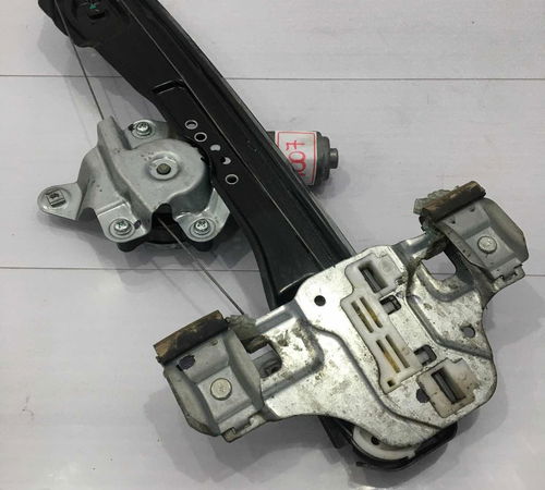 Máquina De Vidro Dianteiro Esquerdo Chevrolet Cobalt 12/20