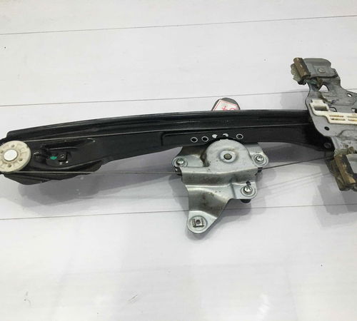 Máquina De Vidro Dianteiro Esquerdo Chevrolet Cobalt 12/20