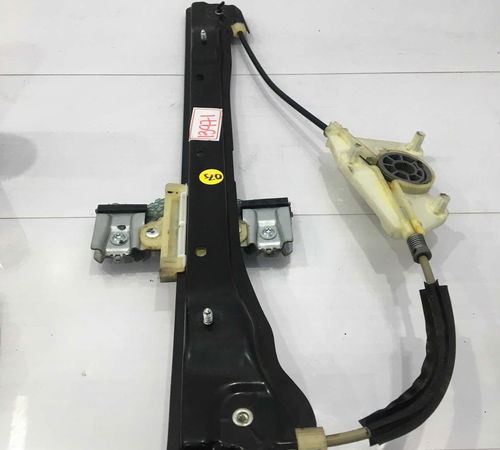 Máquina De Vidro Dianteira Esquerda S/motor Volkswagen Up 15