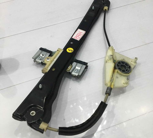 Máquina De Vidro Dianteira Esquerda S/m...