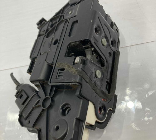 Fechadura Dianteira Esquerda Volkswagen Tiguan 2016