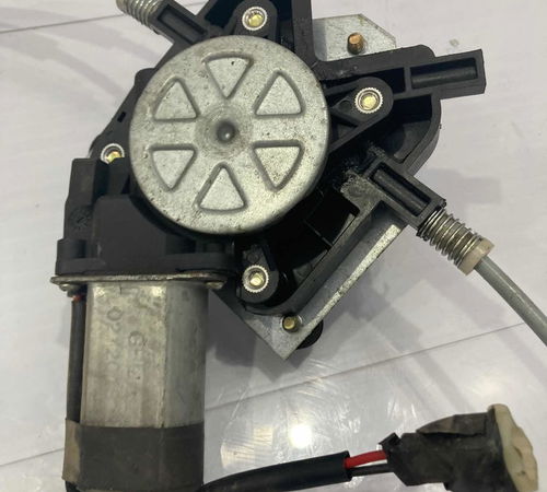Máquina De Vidro Dianteira Esquerda Renault Clio 2012