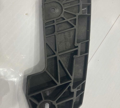 Guia Farol Esquerdo Nissan Tiida 1008/2014