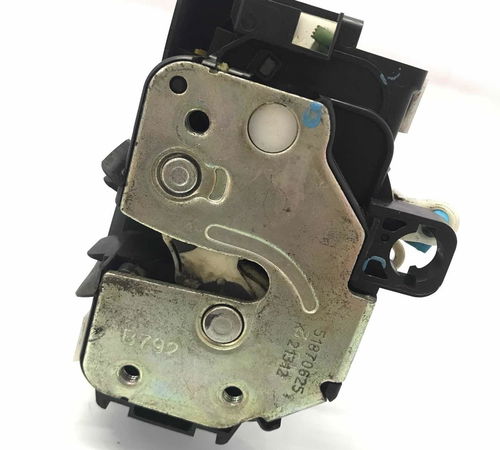 Fechadura Porta Dianteira Es Fiat Palio Attractive 2013/2018