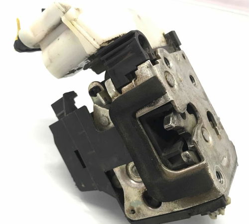 Fechadura Porta Dianteira Esquerda Fiat Palio 2004/2015