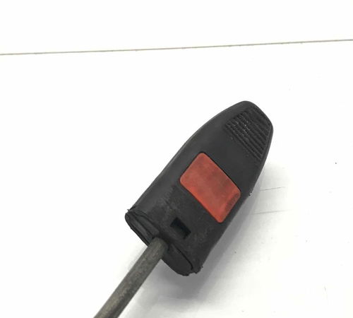 Pino Trava Porta Dianteira Esquerda Chevrolet Corsa 01/08
