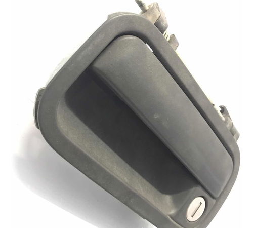 Maçaneta Externa Porta Dianteira Esquerda Gm Corsa 2001/2008