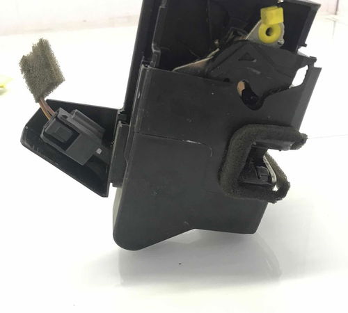 Fechadura Porta Dianteira Esquerda Renault Sandero 2015/2019