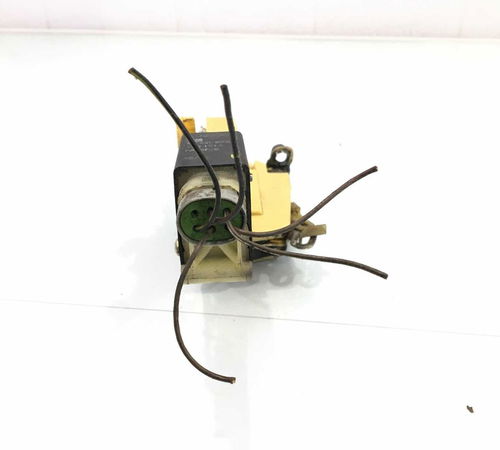 Fechadura Dianteira Esquerda Chevrolet Corsa 2001/2008