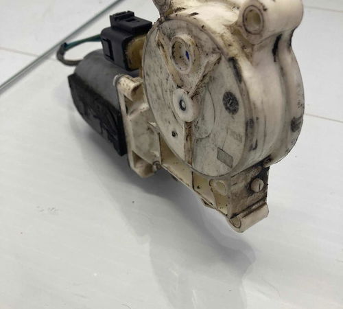 Motor Máquina De Vidro Dianteiro Esq Volkswagen Fox 03/14