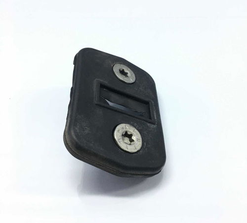 Acabamento Limitador Dianteiro Esq Fiat Idea Adventure 11/16
