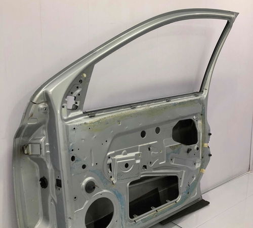 Porta Dianteira Direita Chevrolet Vectra 2006/2012 C/detalhe