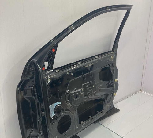 Porta Dianteira Direita Chevrolet Vectra 2006/2012 C/detalhe
