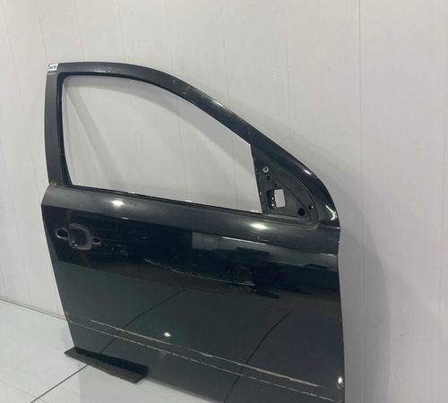 Porta Dianteira Direita Chevrolet Vectra 2006/2012 C/detalhe